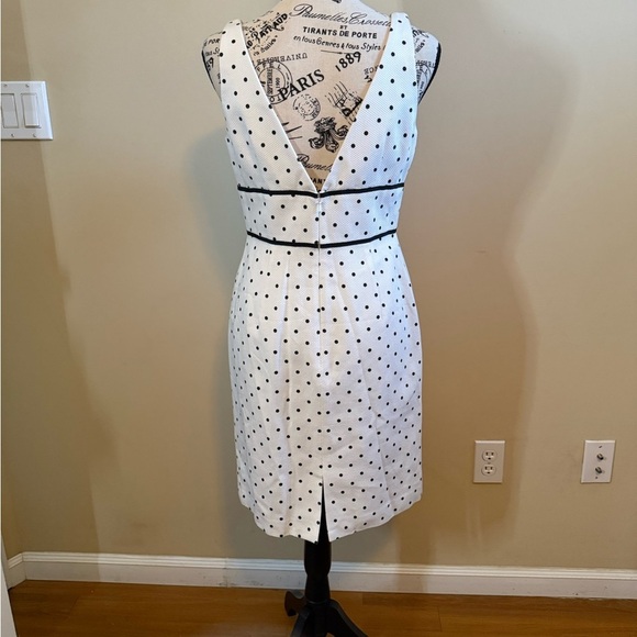 Carmen Marc Valvo White and Black Dotted Mini Dress - Picture 9 of 10